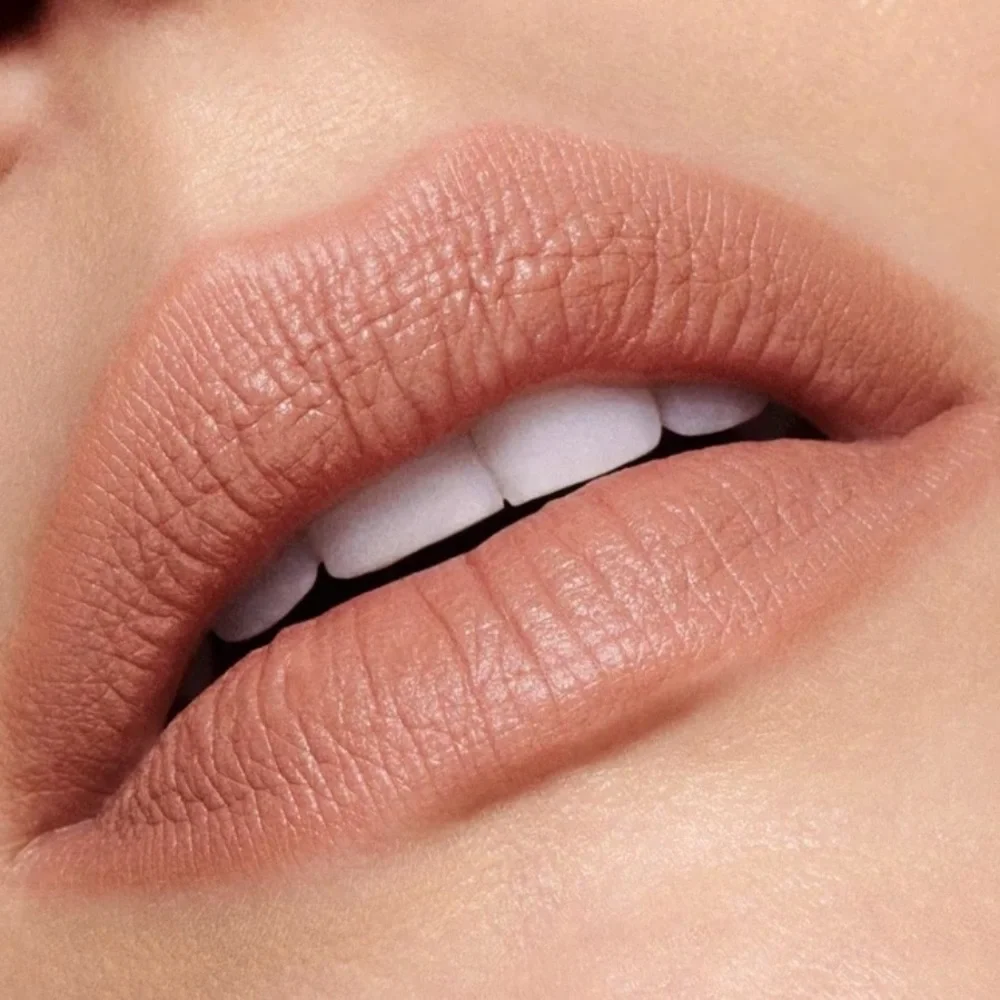 M·A·CXIMAL RARE LIMITED EDITION SILKY MATTE LIPSTICK inn Yash